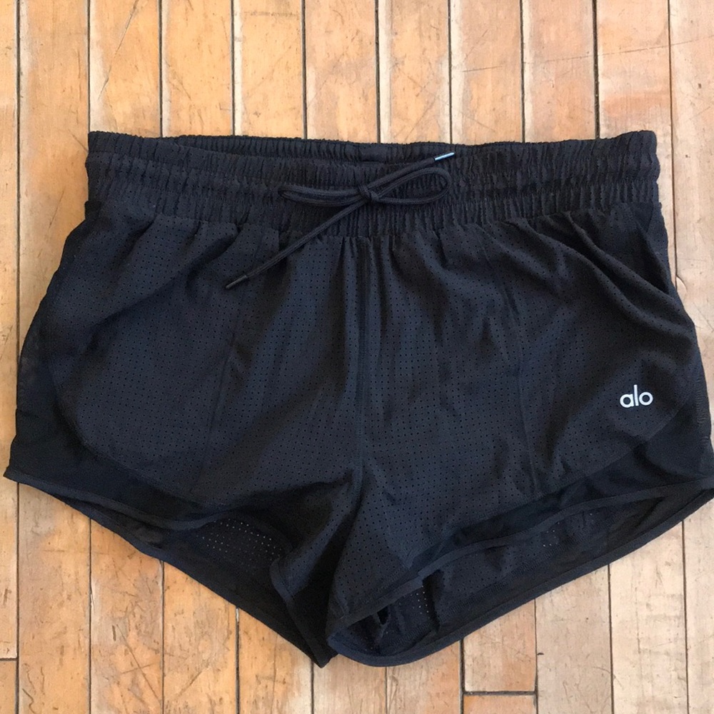 ALO Ambience Shorts. Black. Size S. LIKE NEW.
